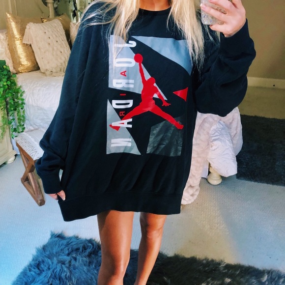 Nike Tops - oversized black air jordan crewneck